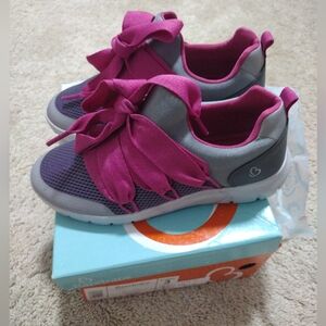 Girls bare trap sneakers